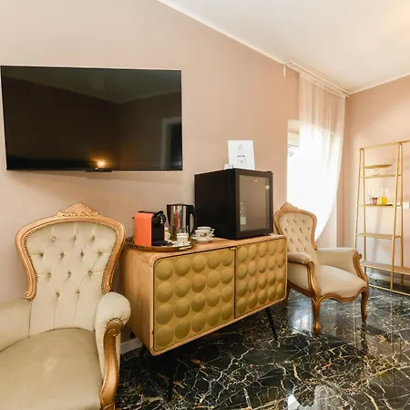 Prestige Via Romagnoli Affittacamere Sirmione