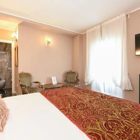 Affittacamere Prestige Via Romagnoli Sirmione